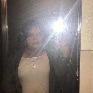 Meet your Posher, Veronica